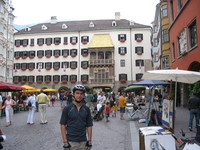 /Bilder/Orte/Tour2006/innsbruck goldenes dach.jpg